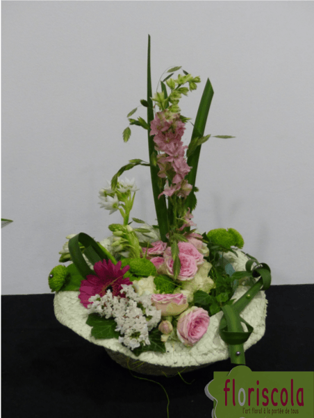 Accessoires de mode art floral de St Egreve  avec Dominique