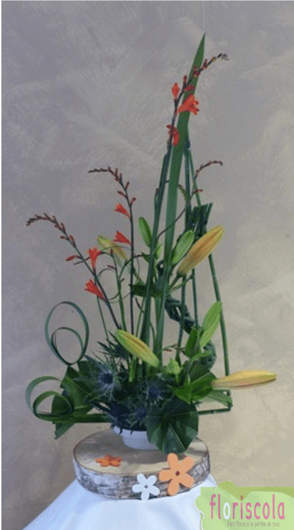 REPORTAGE « SAPIN STYLISE » ATELIER D’ART FLORAL A VAUJANY du 28 juillet 2020 animé par Dominique Ferrier