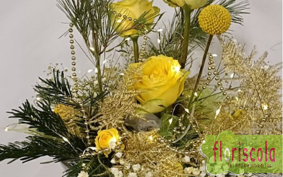 ” LA LUMIÈRE EXTÉRIEURE ” Atelier d’expression et de création florale du 12/12/2023 MPT St Jean de Moirans avec Caroline Issert et Didier Chapel